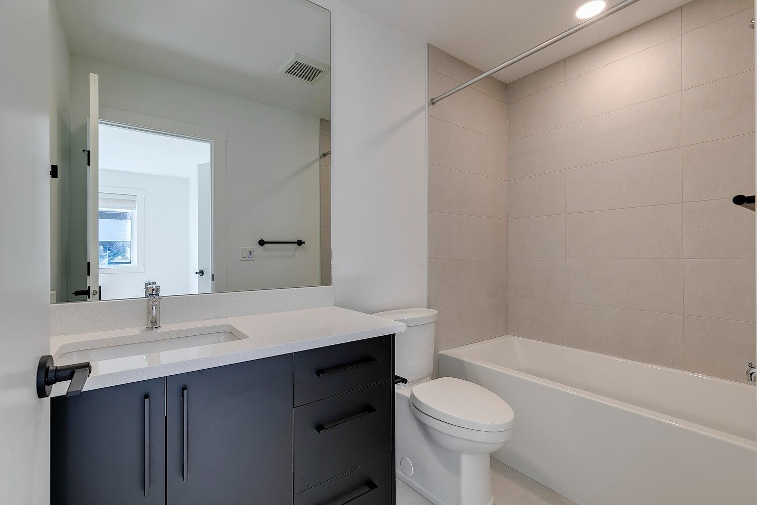 512 5 Street Northeast