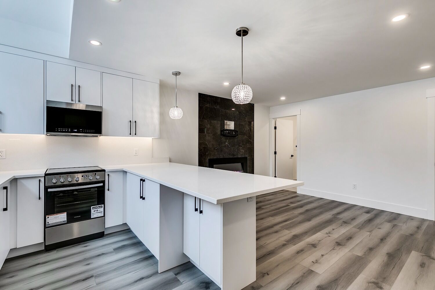 2420 36 Street Southwest