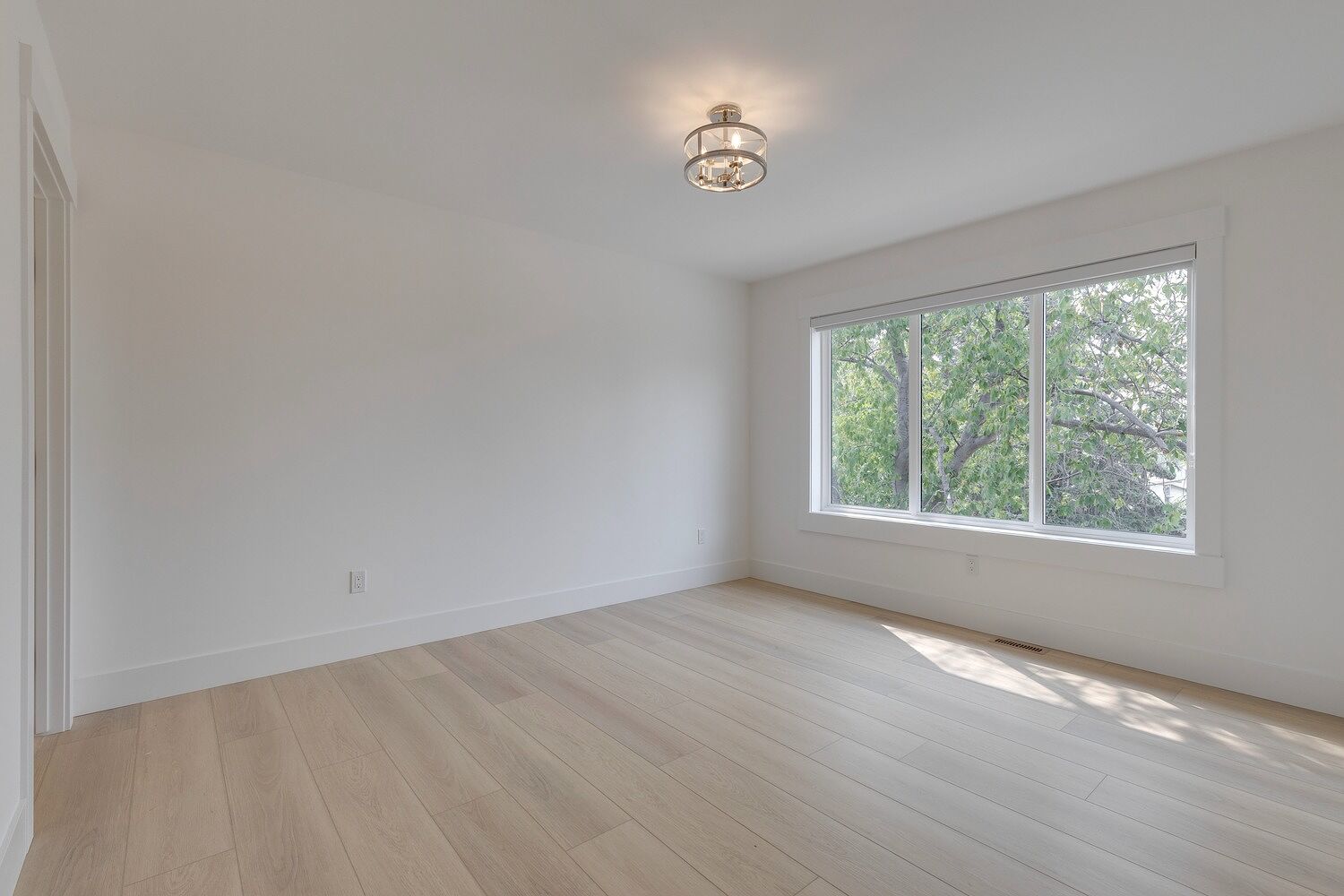 Luxury 2 Bedroom Townhome