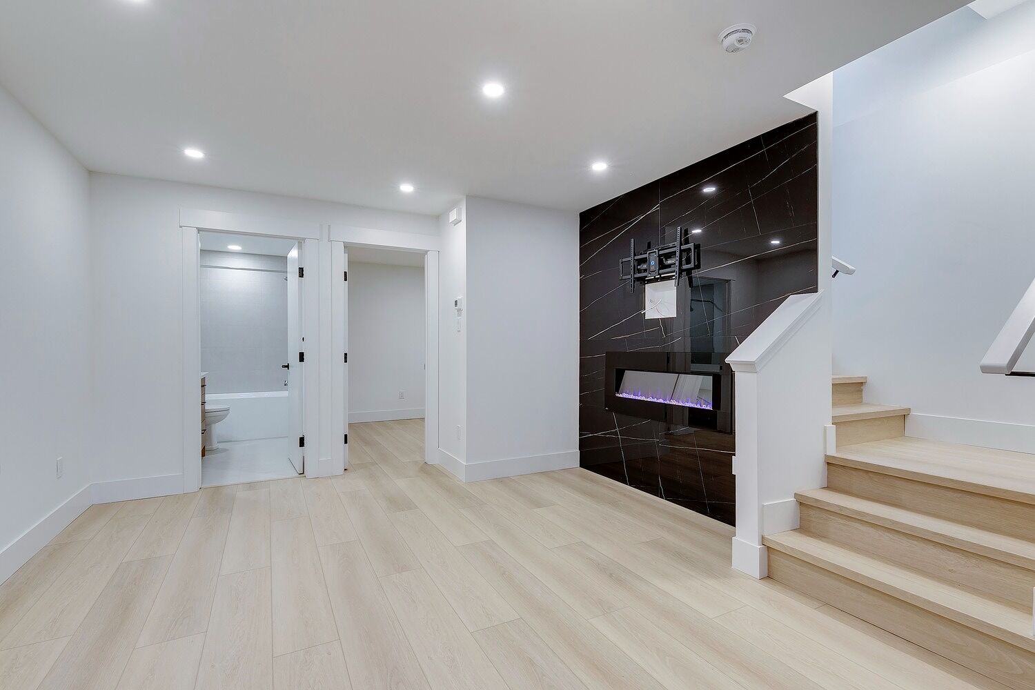 Luxury 1 Bedroom Basement suite